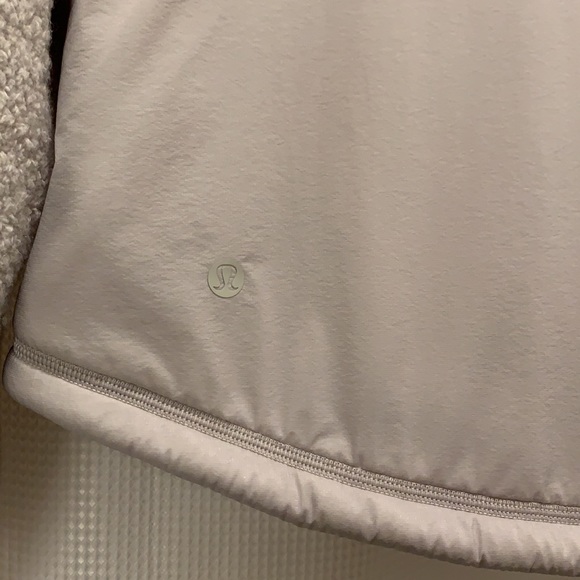 Lululemon Go Cozy Wool Jacket - Picture 4 of 10